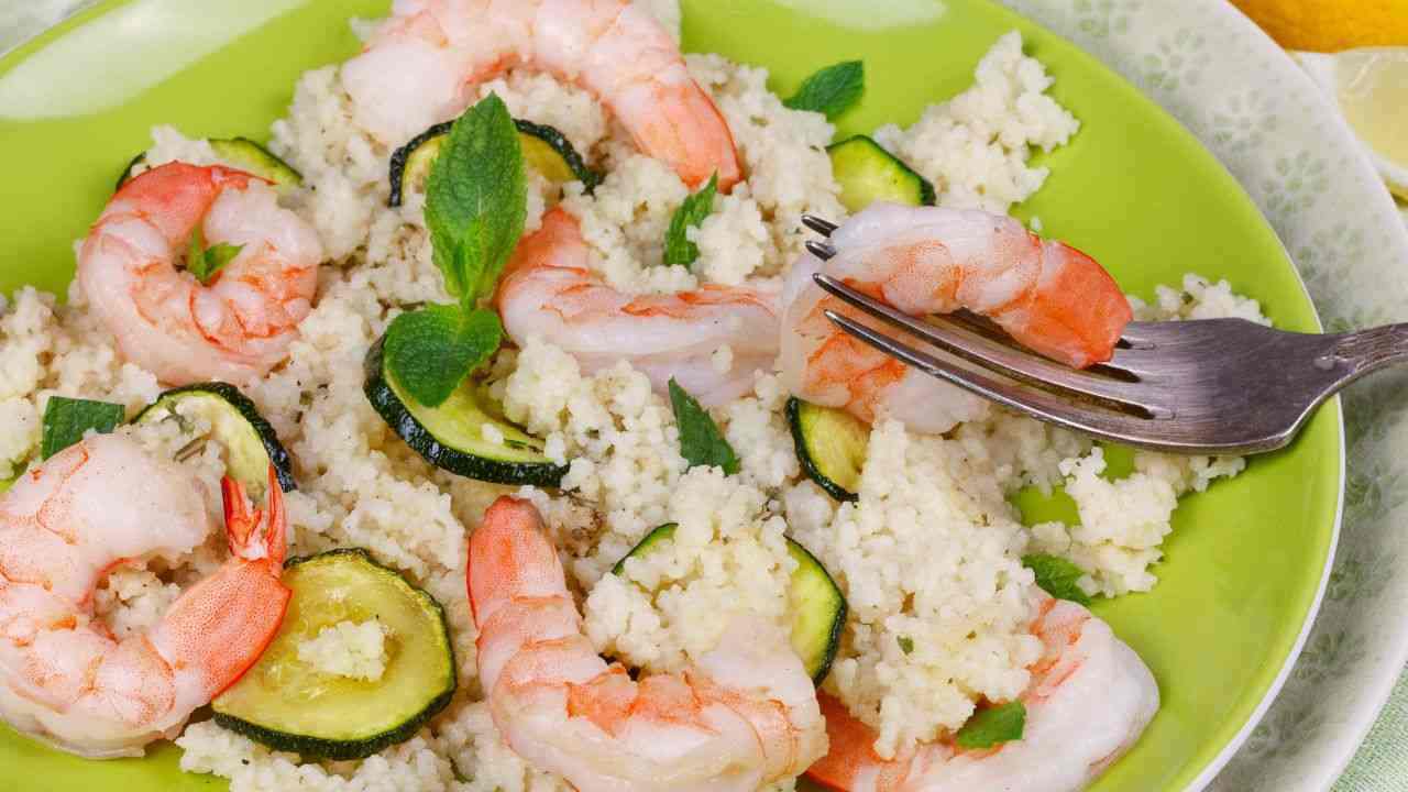 Cous cous gamberi e zucchine