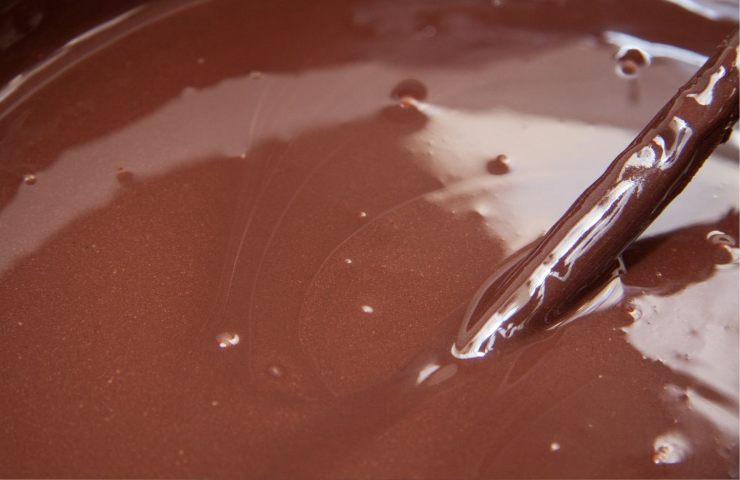 cioccolato sciolto a bagnomaria