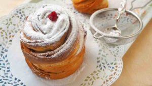 cruffin