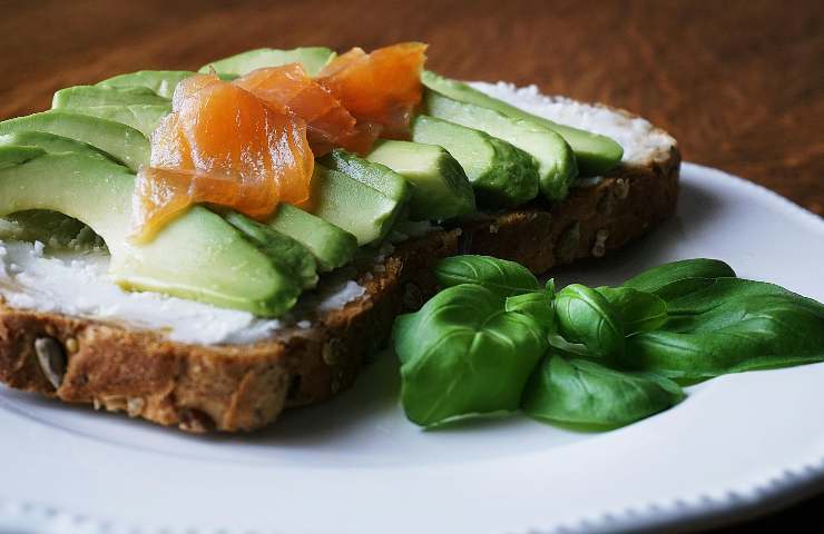 salmone e avocado